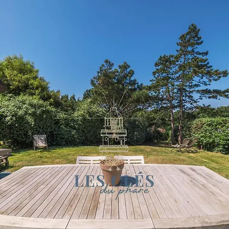 Proche Centre, Plage, Animaux Acceptes, Parking - Fr-1-821-38 *